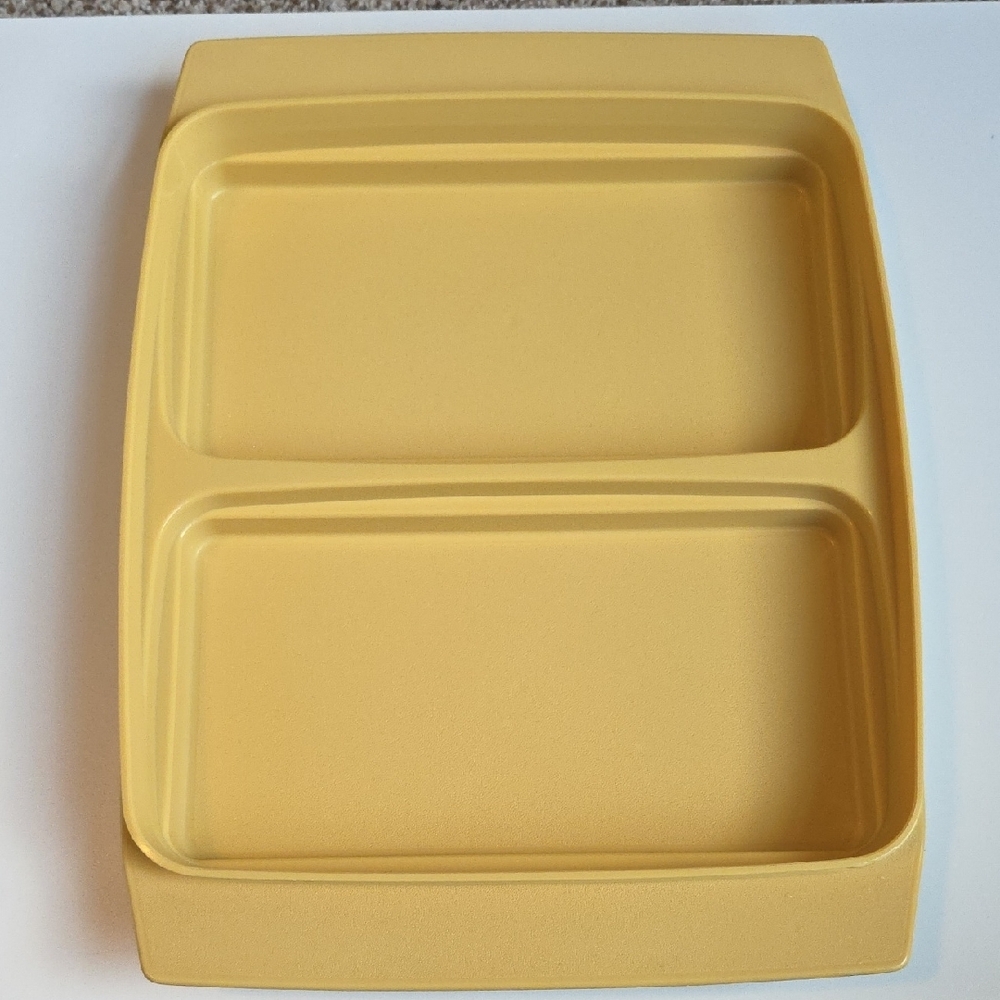 Vintage Tupperware Deviled Egg Keeper/Carrier Tray - Picture 3 of 10